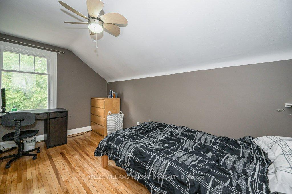 Photo 13 of 52 Avondale Avenue S, Waterloo — HOMEH