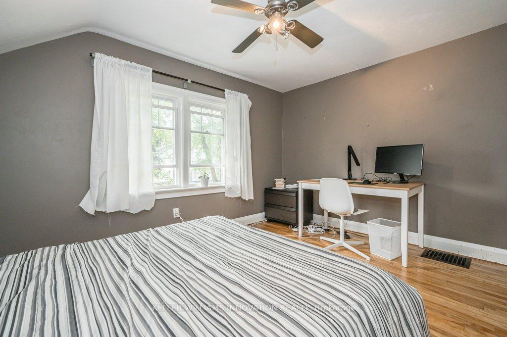 Photo 10 of 52 Avondale Avenue S, Waterloo — HOMEH