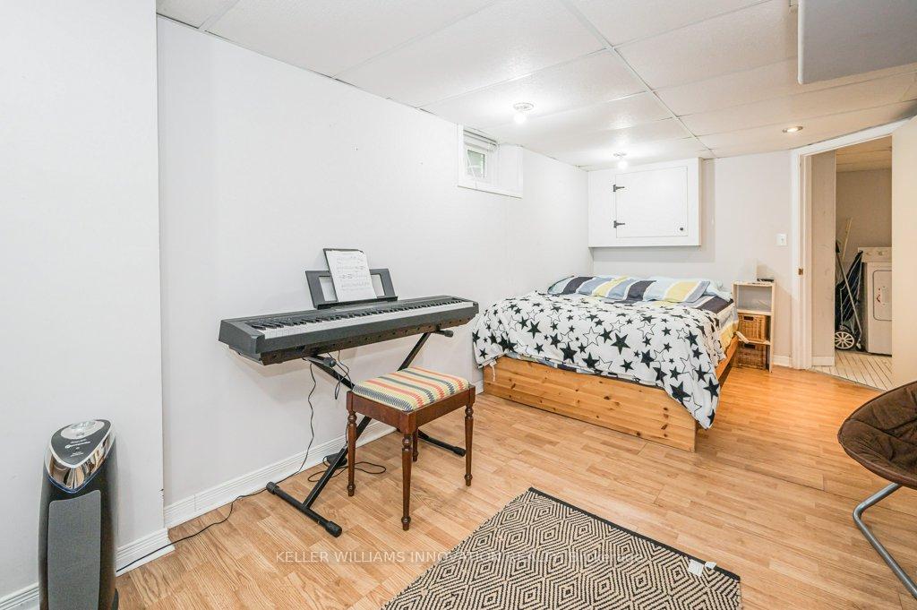Photo 15 of 52 Avondale Avenue S, Waterloo — HOMEH