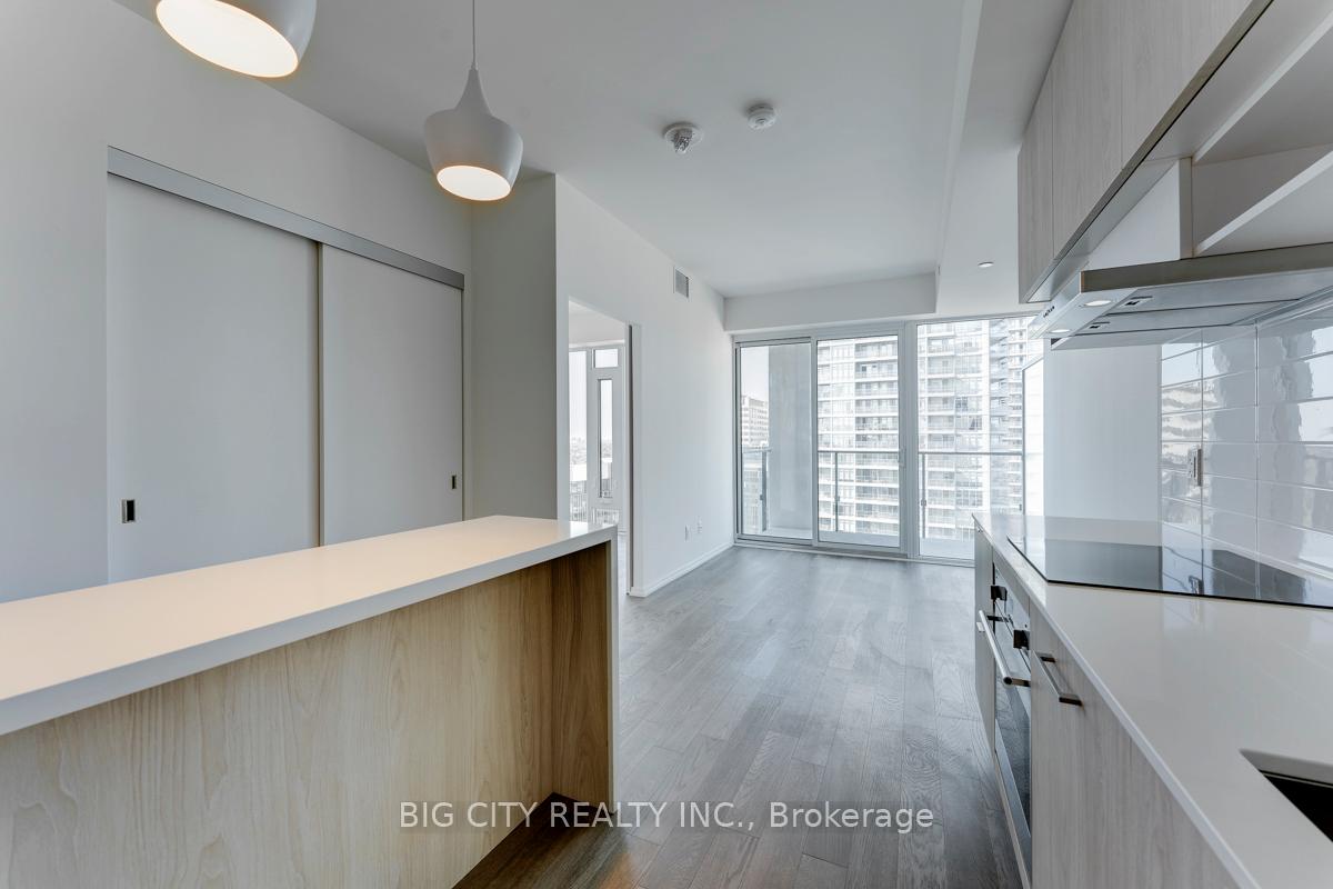 Photo 3 of Unit 2809, 5 Soudan Avenue, Toronto, Mount Pleasant West — HOMEH