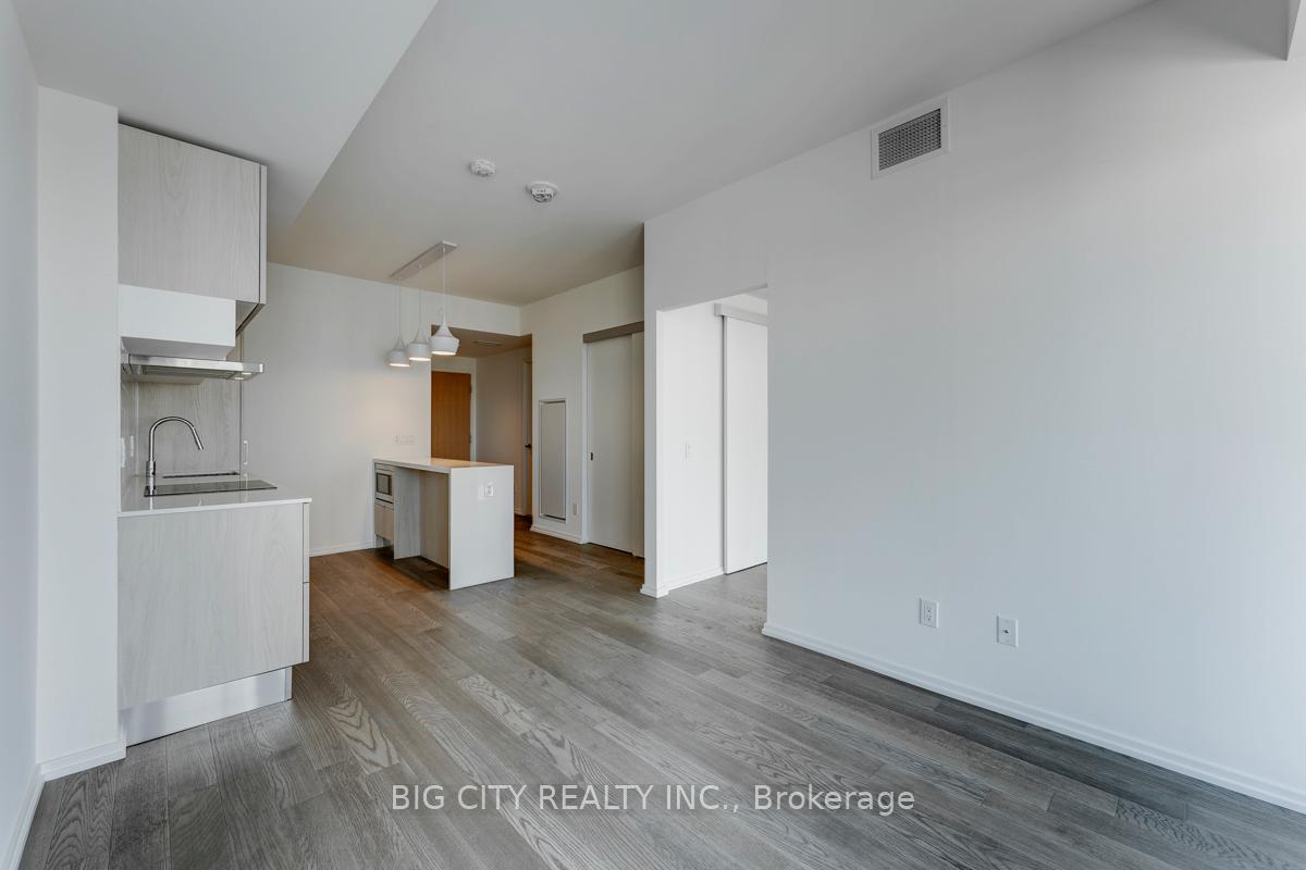 Photo 5 of Unit 2809, 5 Soudan Avenue, Toronto, Mount Pleasant West — HOMEH