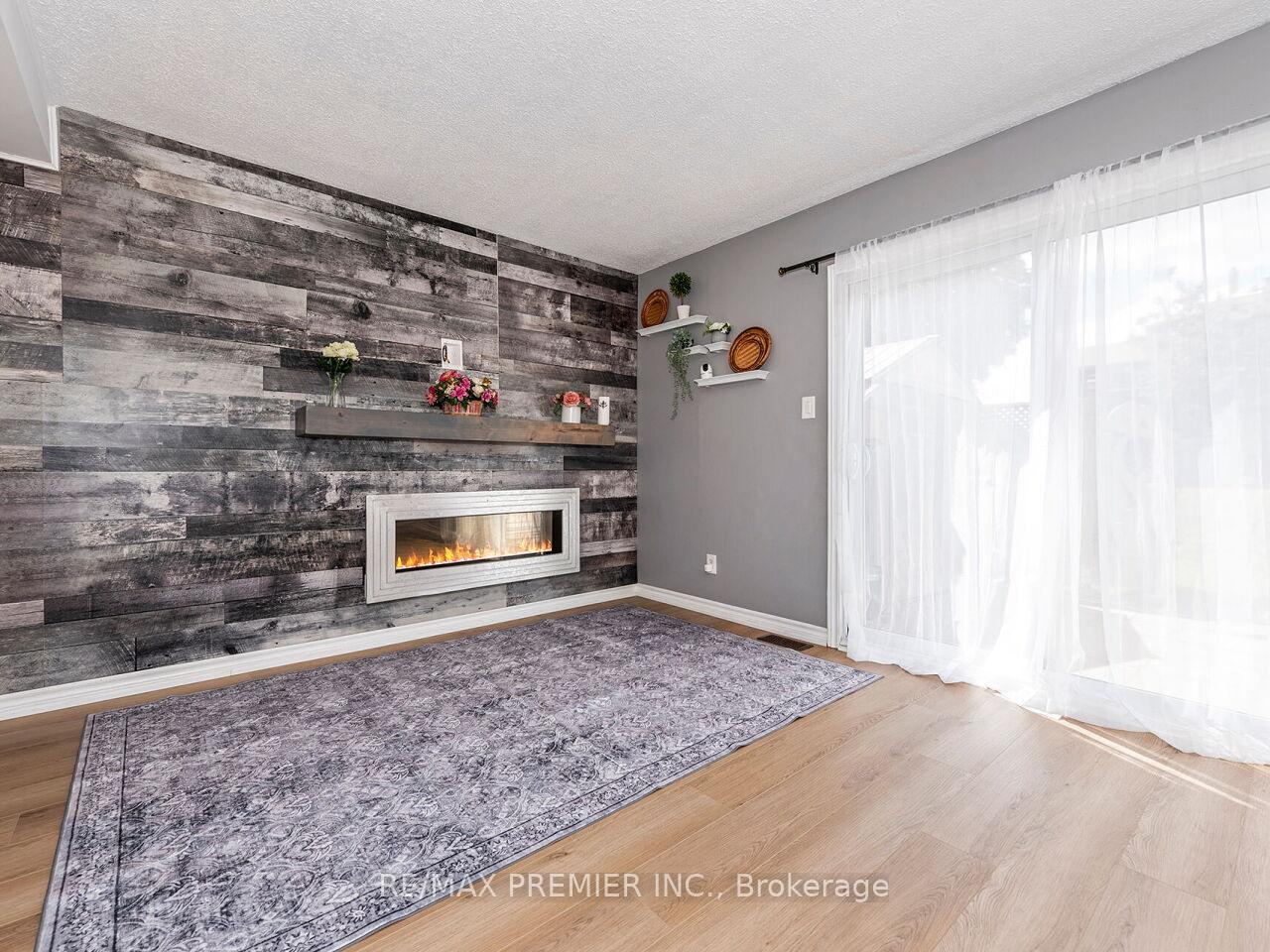 Photo 33 of Unit 120, 31 Greengate Road, Guelph, Junction/Onward Willow — HOMEH