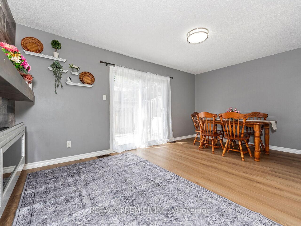 Photo 12 of Unit 120, 31 Greengate Road, Guelph, Junction/Onward Willow — HOMEH