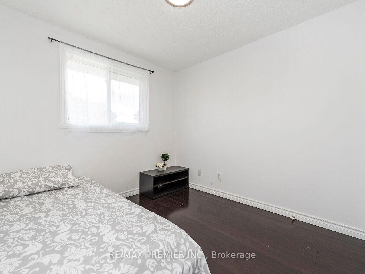 Photo 15 of Unit 120, 31 Greengate Road, Guelph, Junction/Onward Willow — HOMEH