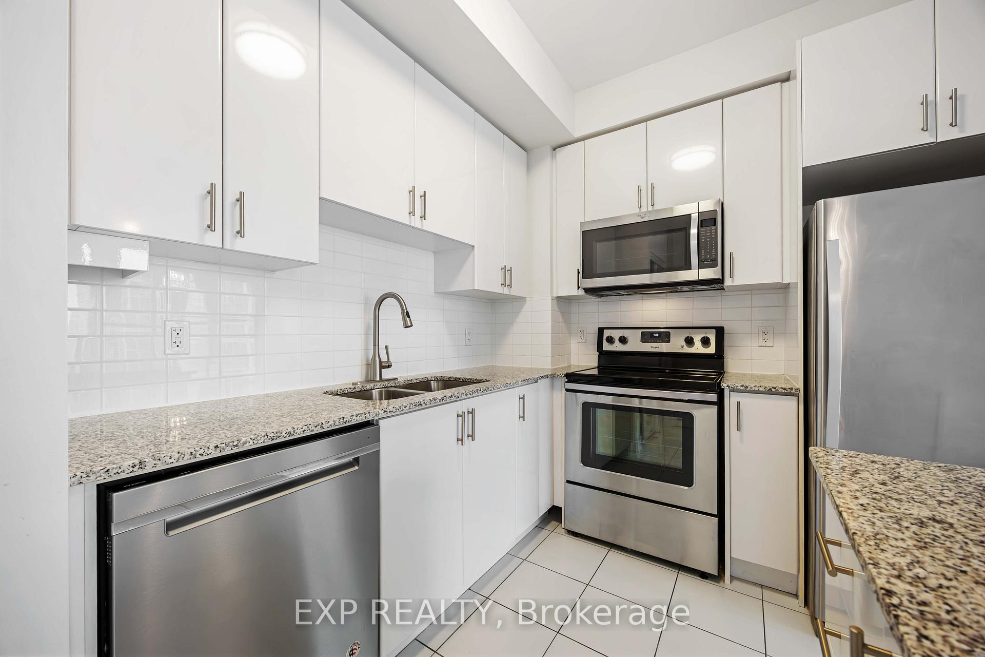 Photo 3 of Unit 2008, 2900 Highway 7 Road, Vaughan, Concord — HOMEH