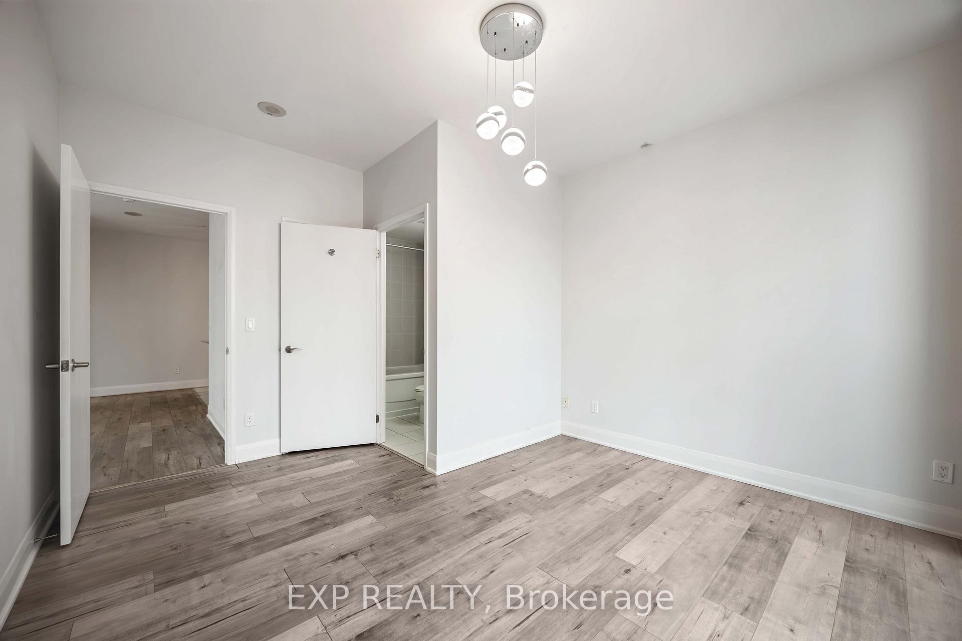 Photo 6 of Unit 2008, 2900 Highway 7 Road, Vaughan, Concord — HOMEH