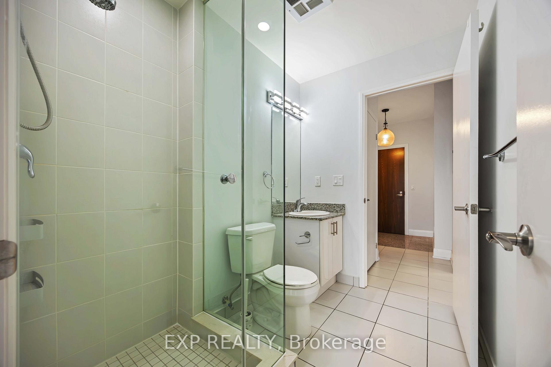 Photo 26 of Unit 2008, 2900 Highway 7 Road, Vaughan, Concord — HOMEH