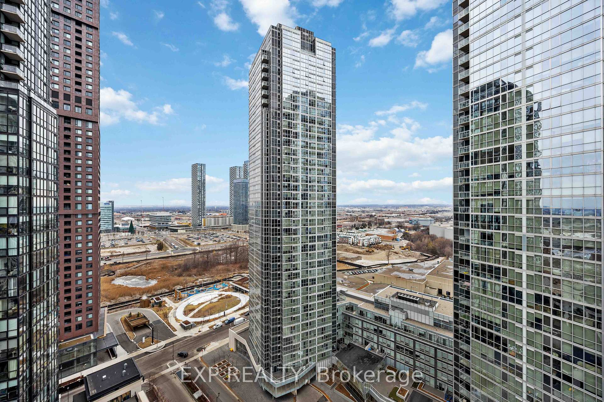 Photo 24 of Unit 2008, 2900 Highway 7 Road, Vaughan, Concord — HOMEH