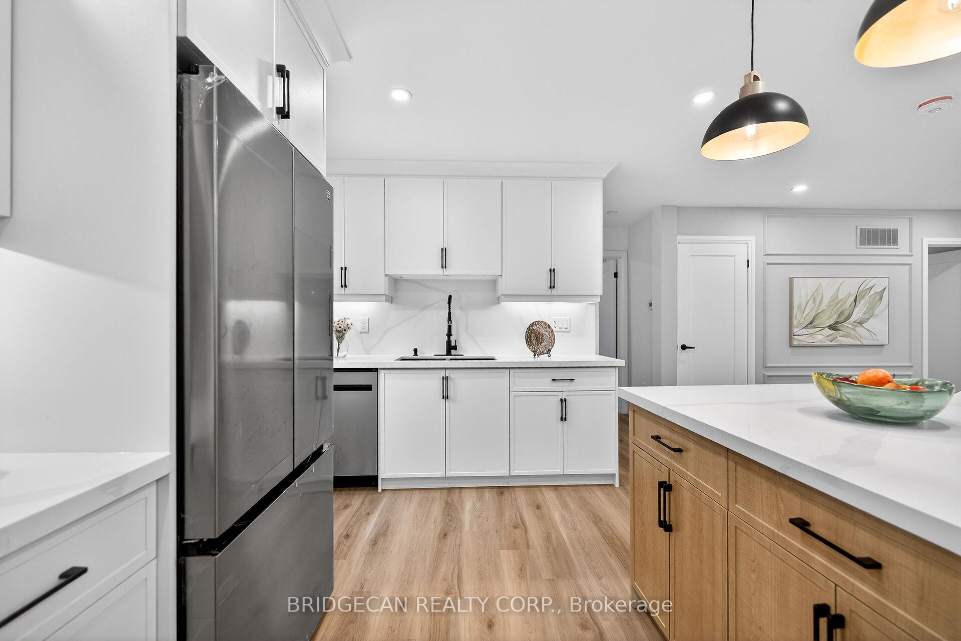 Photo 11 of 50 Mountain Avenue N, Hamilton, Stoney Creek — HOMEH