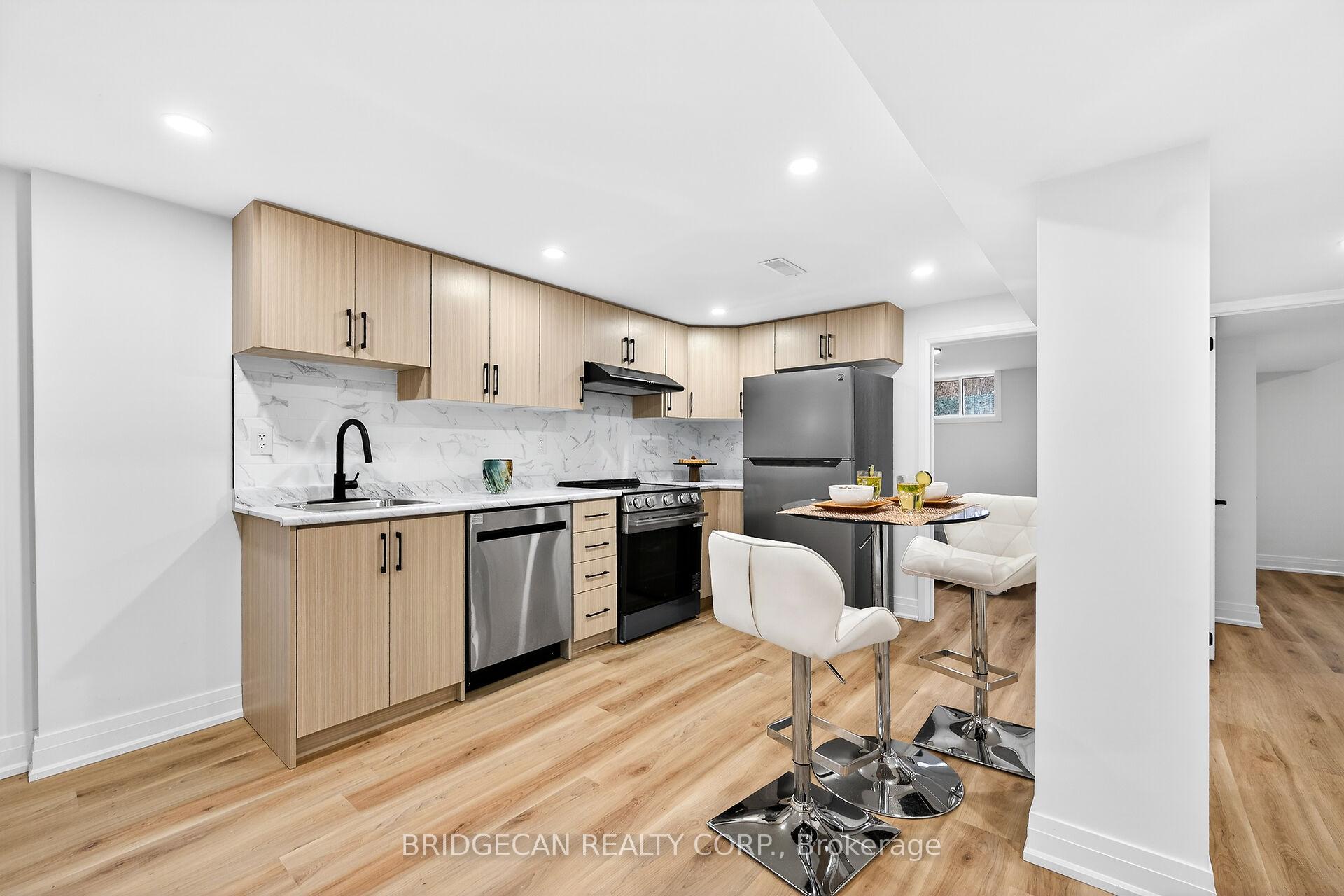 Photo 14 of 50 Mountain Avenue N, Hamilton, Stoney Creek — HOMEH