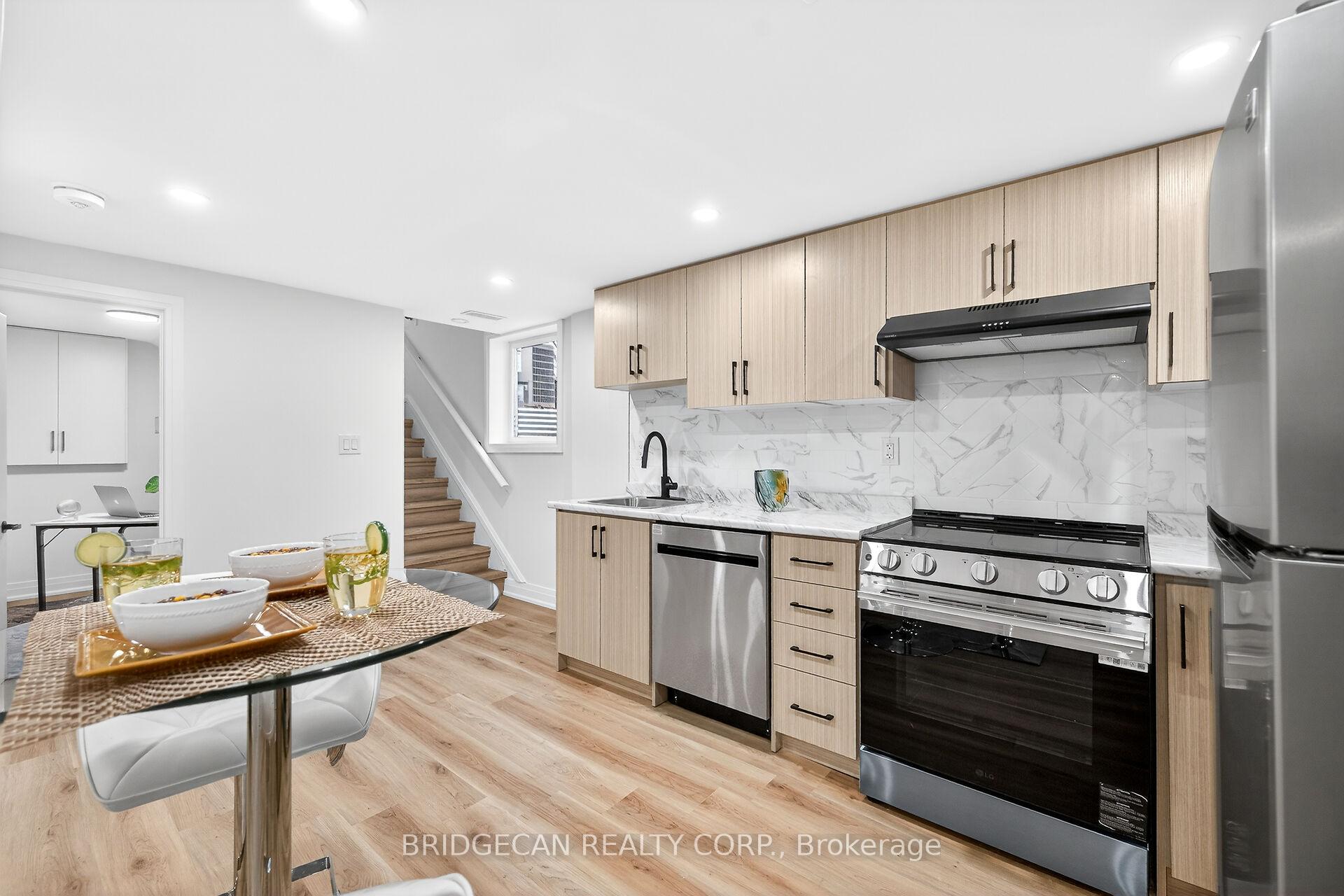 Photo 16 of 50 Mountain Avenue N, Hamilton, Stoney Creek — HOMEH