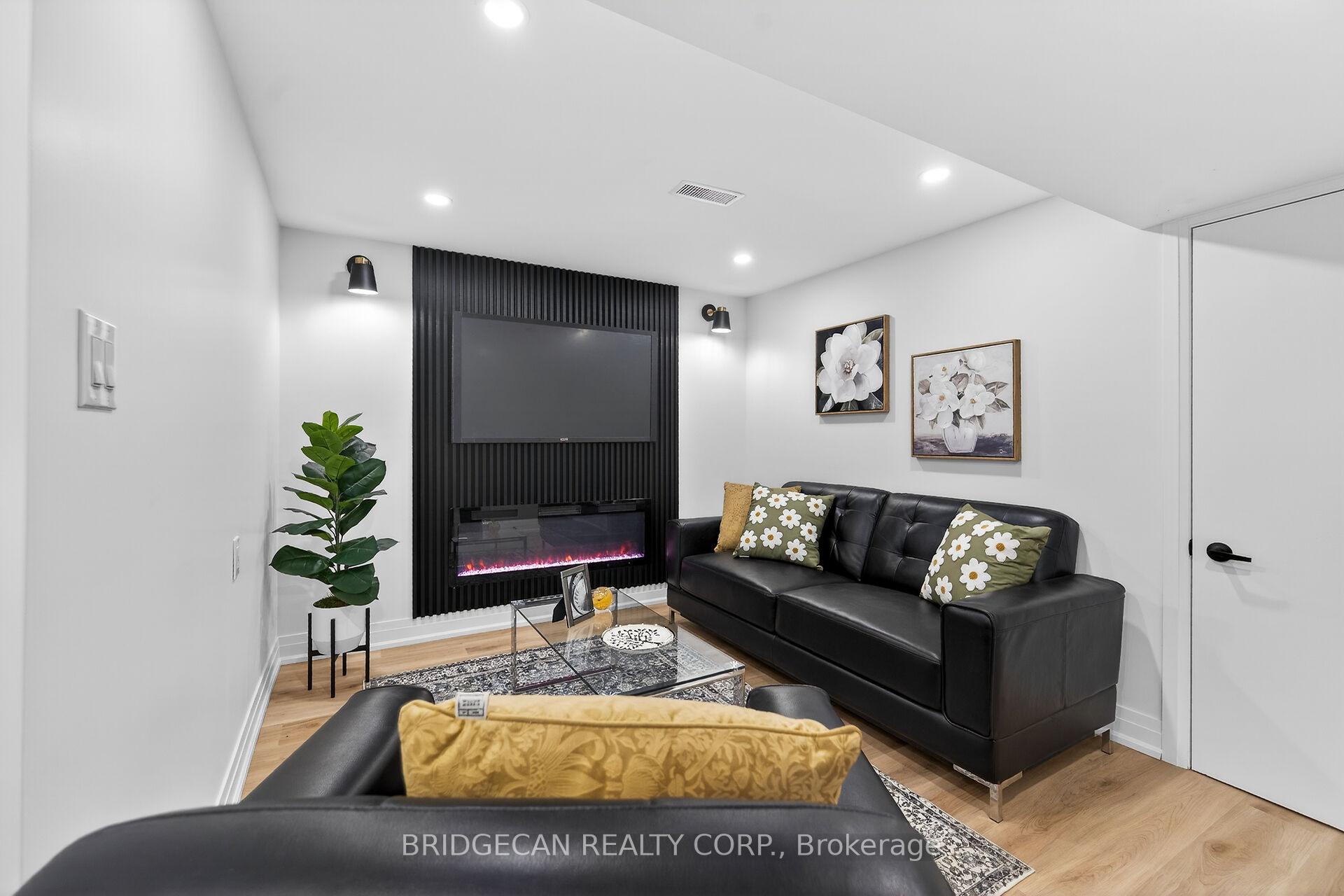 Photo 32 of 50 Mountain Avenue N, Hamilton, Stoney Creek — HOMEH