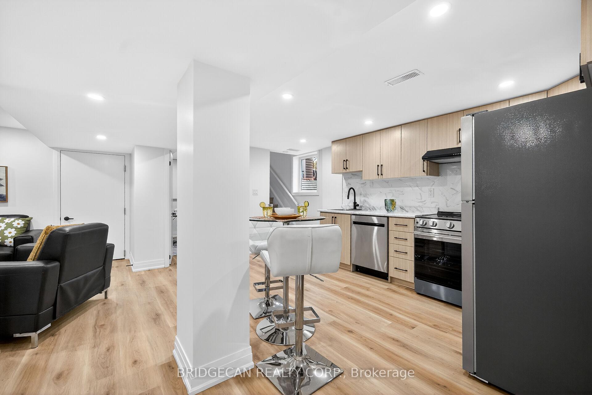 Photo 43 of 50 Mountain Avenue N, Hamilton, Stoney Creek — HOMEH