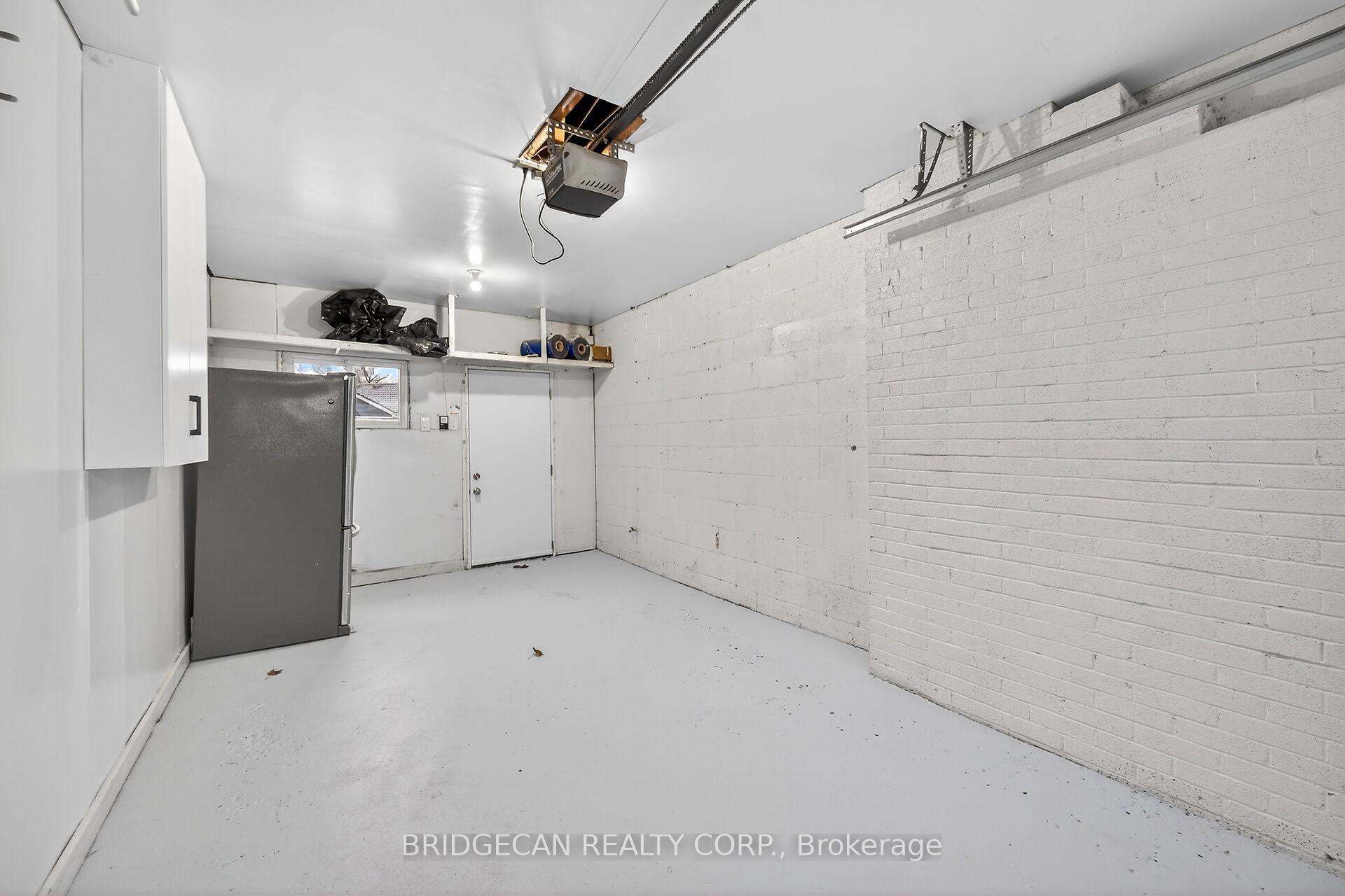 Photo 48 of 50 Mountain Avenue N, Hamilton, Stoney Creek — HOMEH