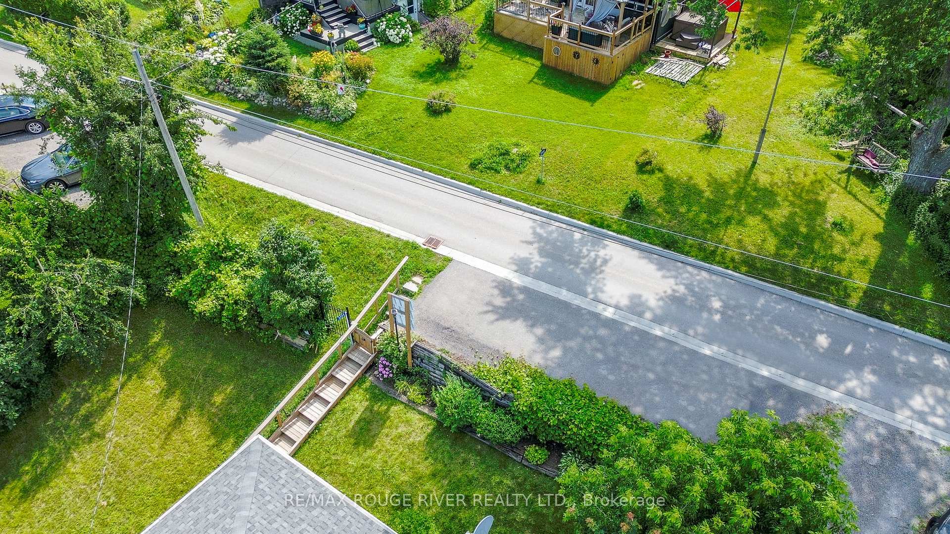 Photo 6 of 5454 Lakeshore Drive, Hamilton Township, Rural Hamilton — HOMEH