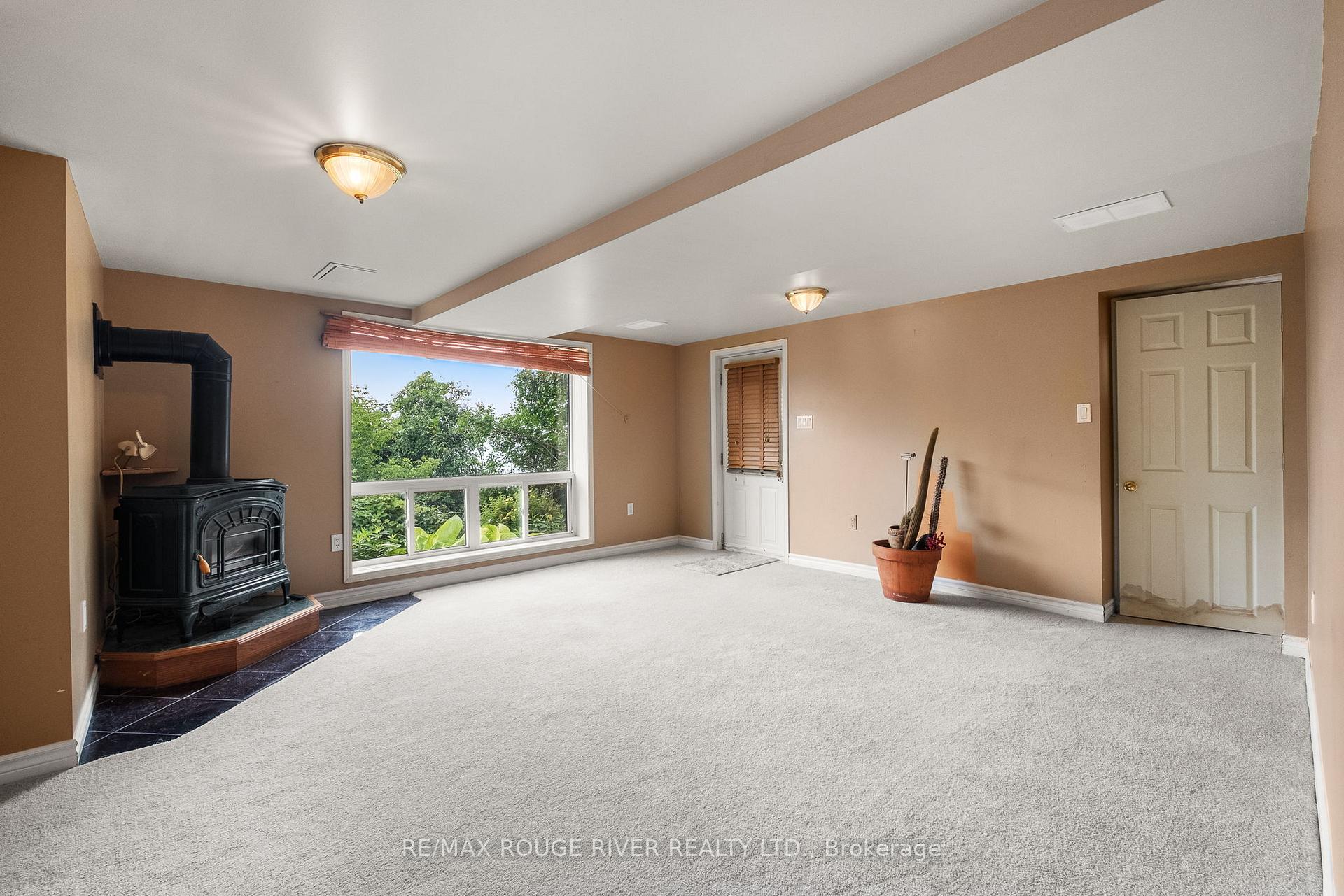 Photo 22 of 5454 Lakeshore Drive, Hamilton Township, Rural Hamilton — HOMEH