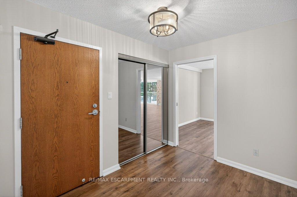 Photo 2 of Unit 204, 20 Berkley Road N, Cambridge — HOMEH