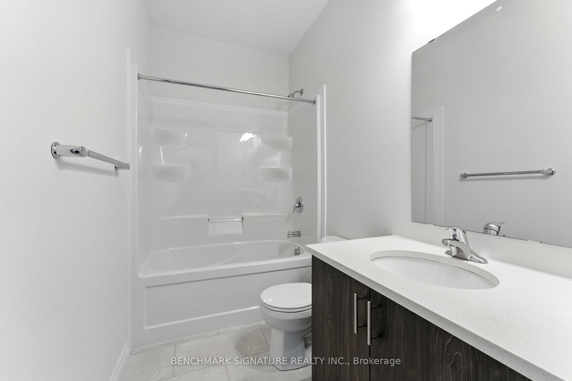 Photo 8 of 18 Painted Skimmer Place, Norfolk, Simcoe — HOMEH