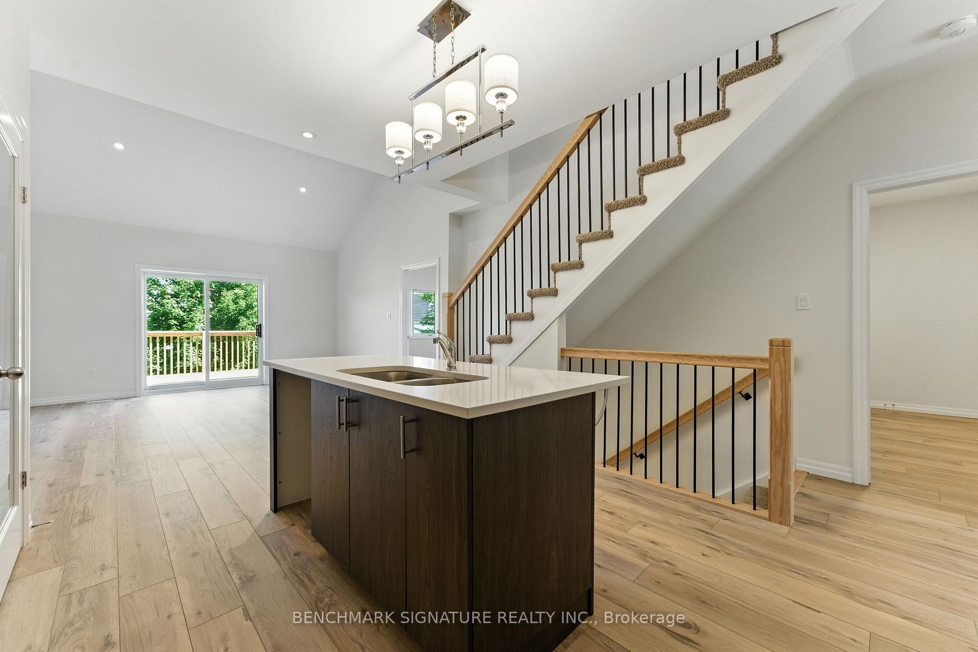 Photo 15 of 18 Painted Skimmer Place, Norfolk, Simcoe — HOMEH