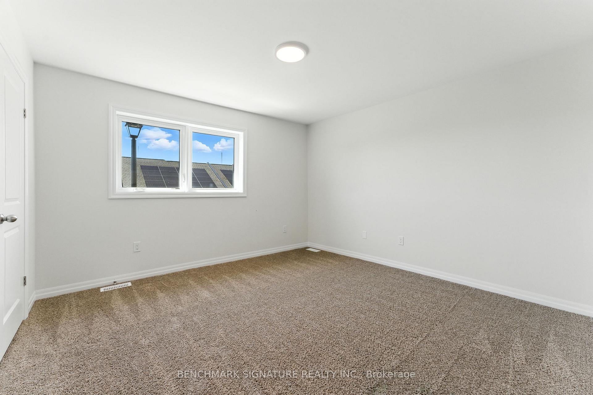Photo 18 of 18 Painted Skimmer Place, Norfolk, Simcoe — HOMEH