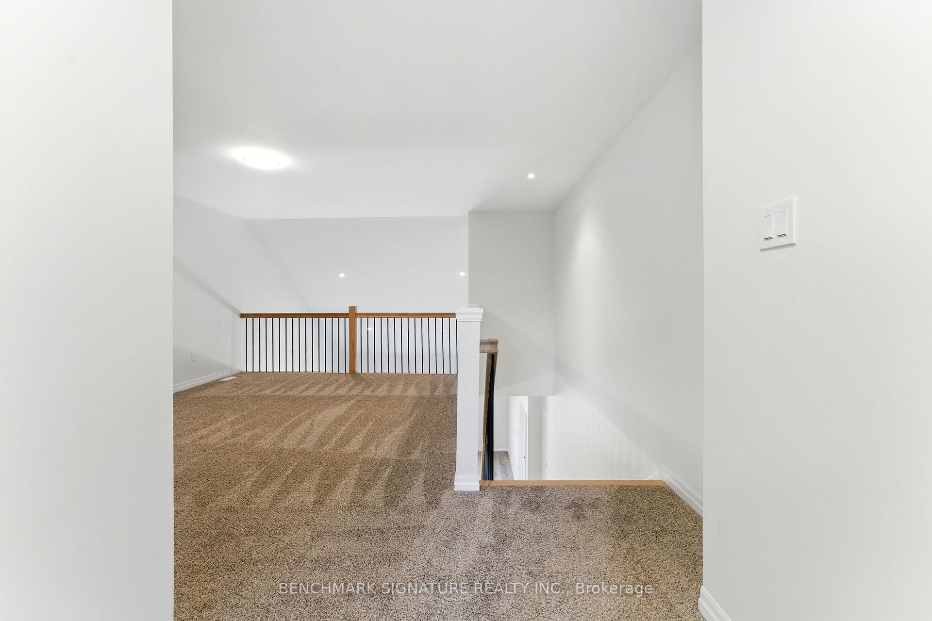Photo 32 of 18 Painted Skimmer Place, Norfolk, Simcoe — HOMEH
