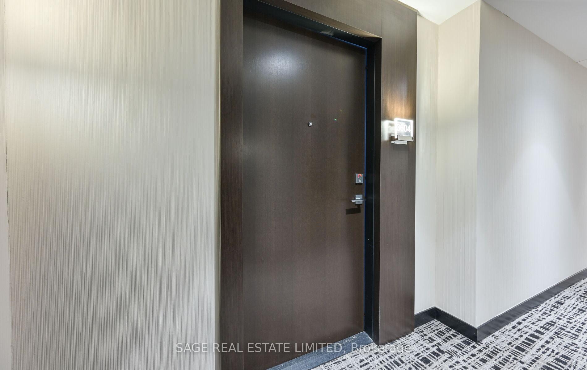 Photo 2 of Unit 3604, 2221 Yonge Street, Toronto, Mount Pleasant West — HOMEH