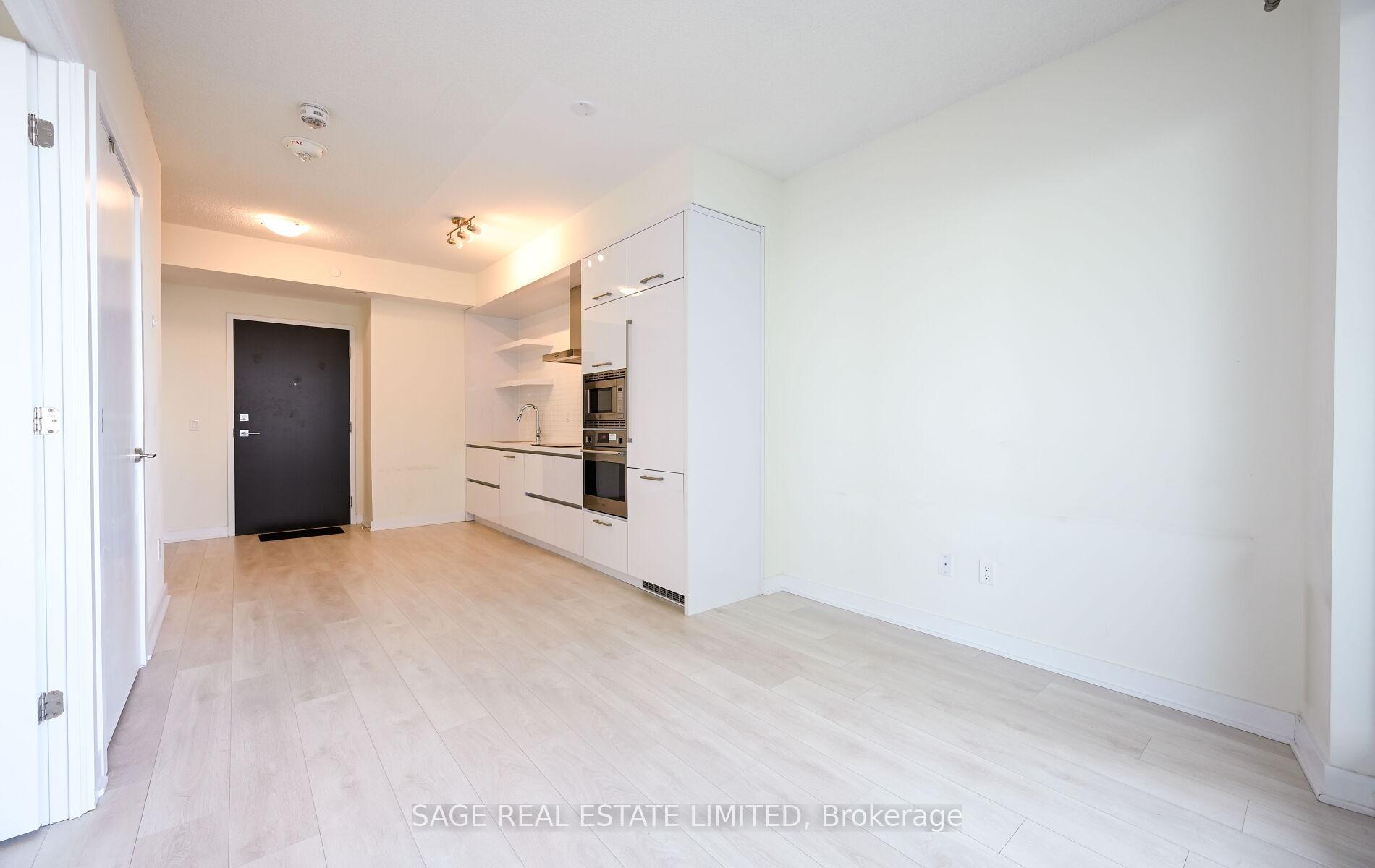 Photo 6 of Unit 3604, 2221 Yonge Street, Toronto, Mount Pleasant West — HOMEH