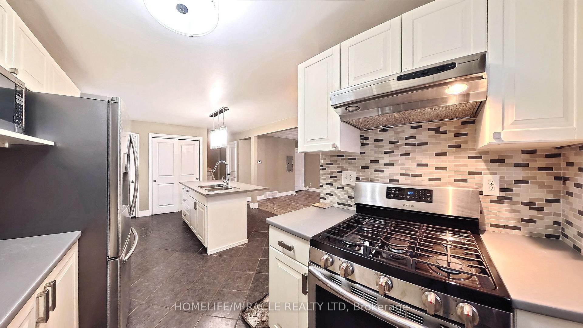 Photo 19 of 61 Bosworth Crescent, Kitchener — HOMEH