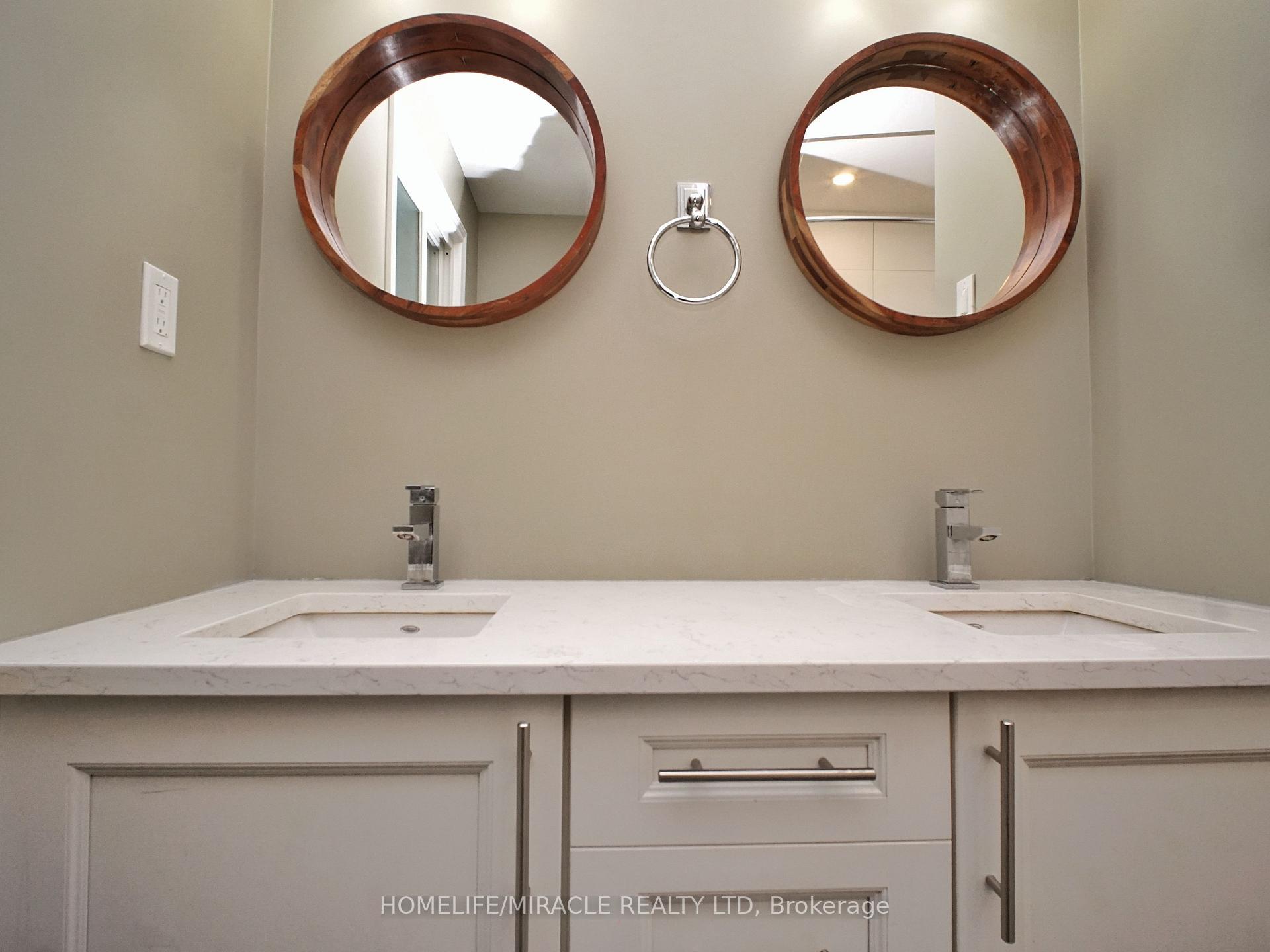 Photo 28 of 61 Bosworth Crescent, Kitchener — HOMEH