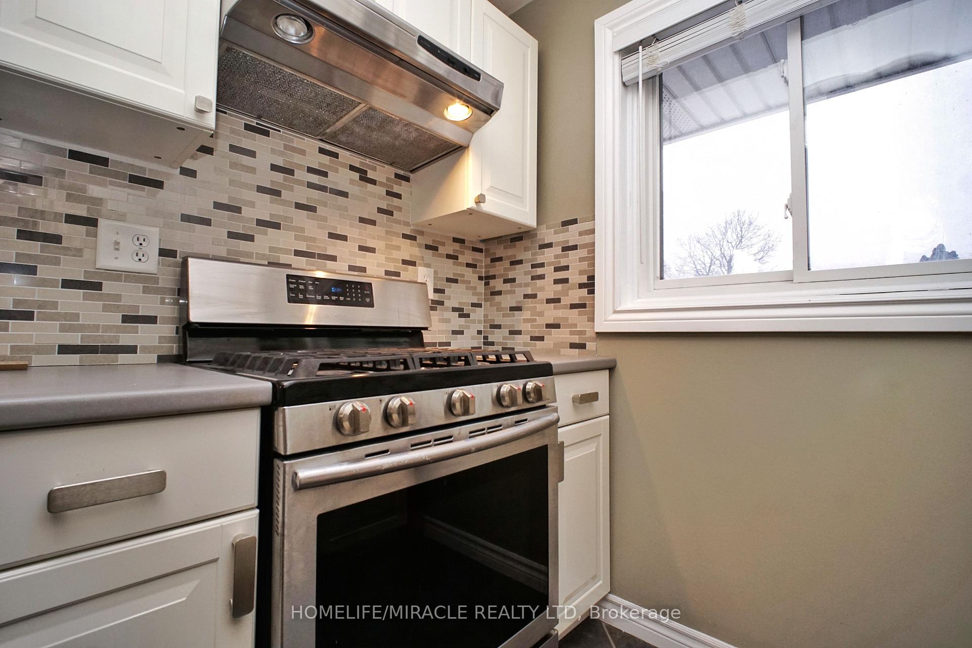 Photo 46 of 61 Bosworth Crescent, Kitchener — HOMEH