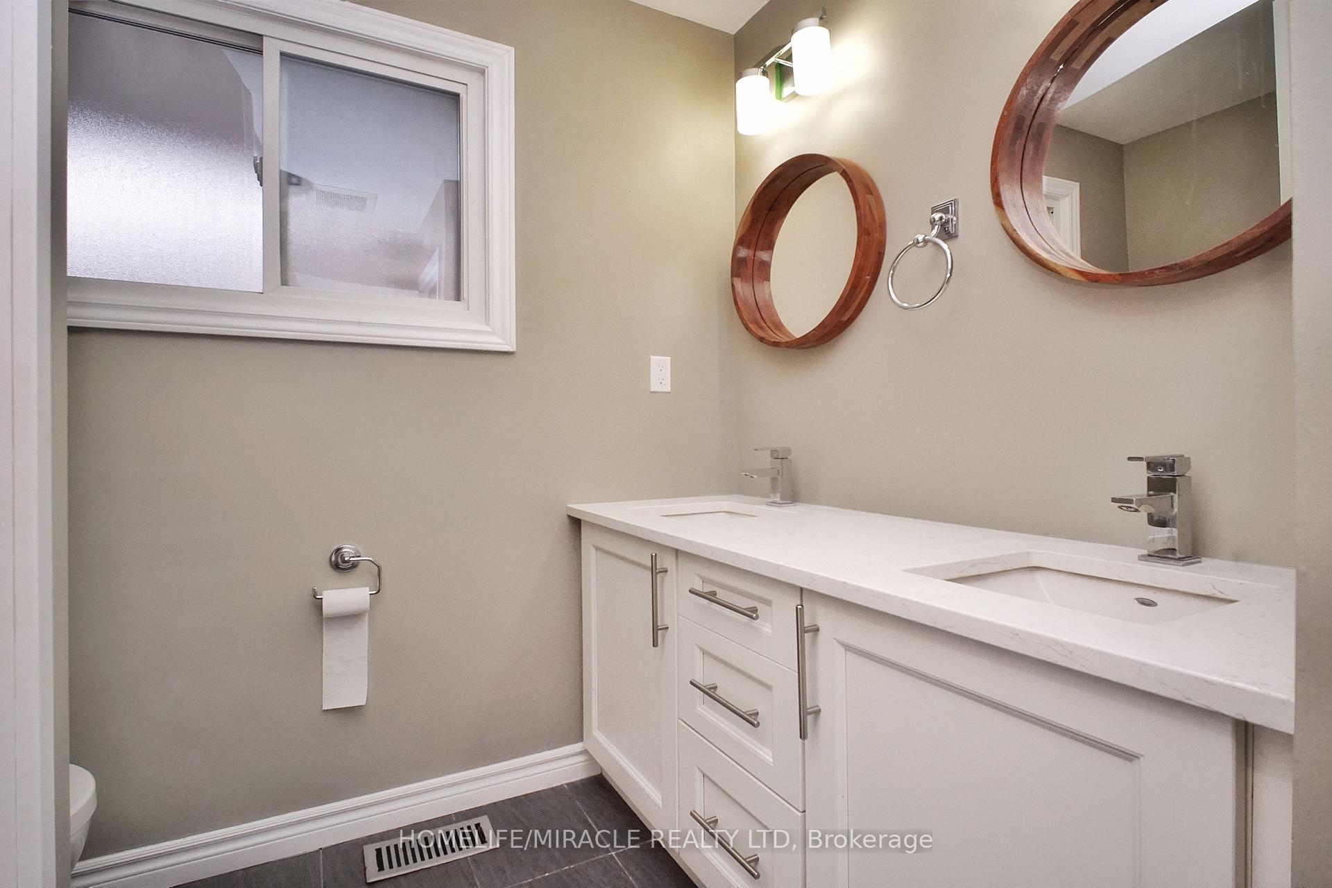 Photo 31 of 61 Bosworth Crescent, Kitchener — HOMEH