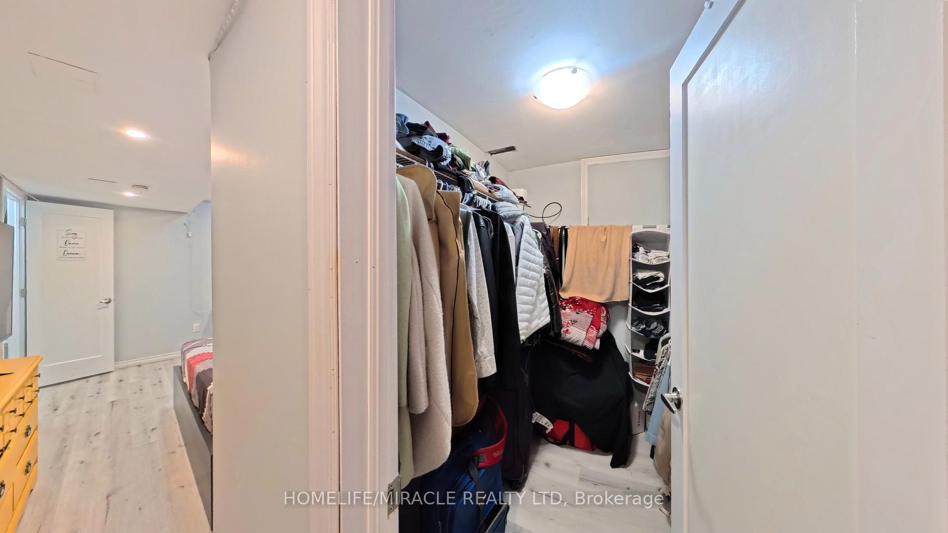 Photo 26 of 61 Bosworth Crescent, Kitchener — HOMEH
