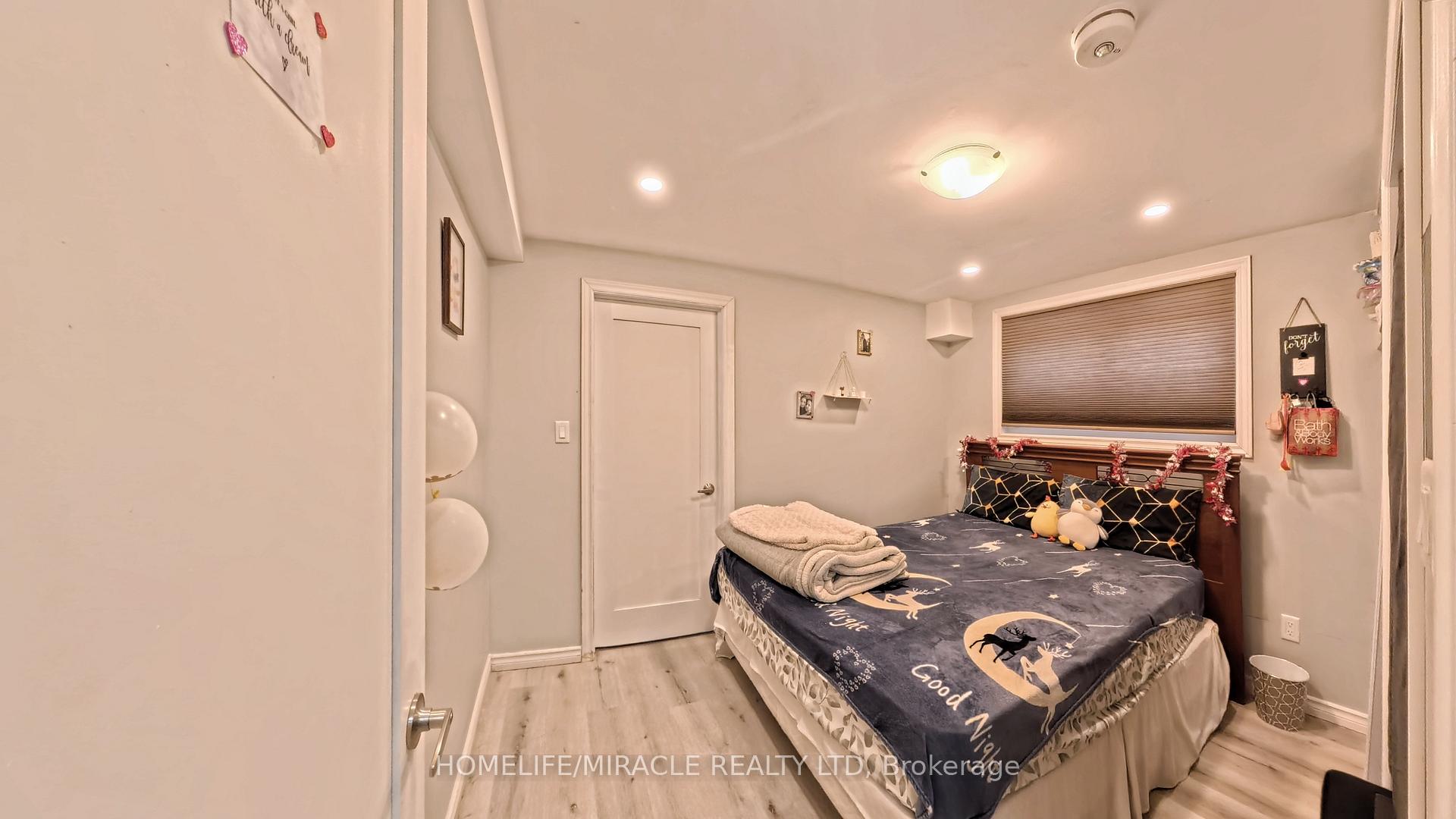 Photo 16 of 61 Bosworth Crescent, Kitchener — HOMEH