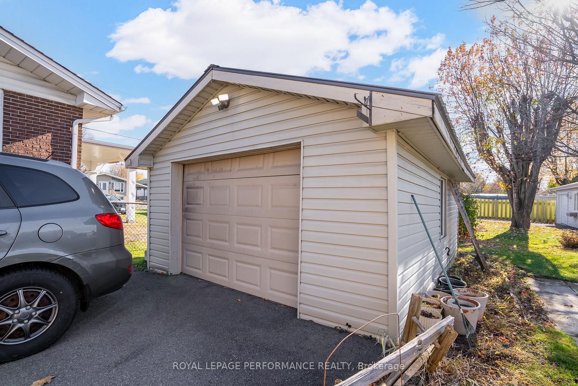 Photo 4 of 1505 2nd Street E, Cornwall — HOMEH