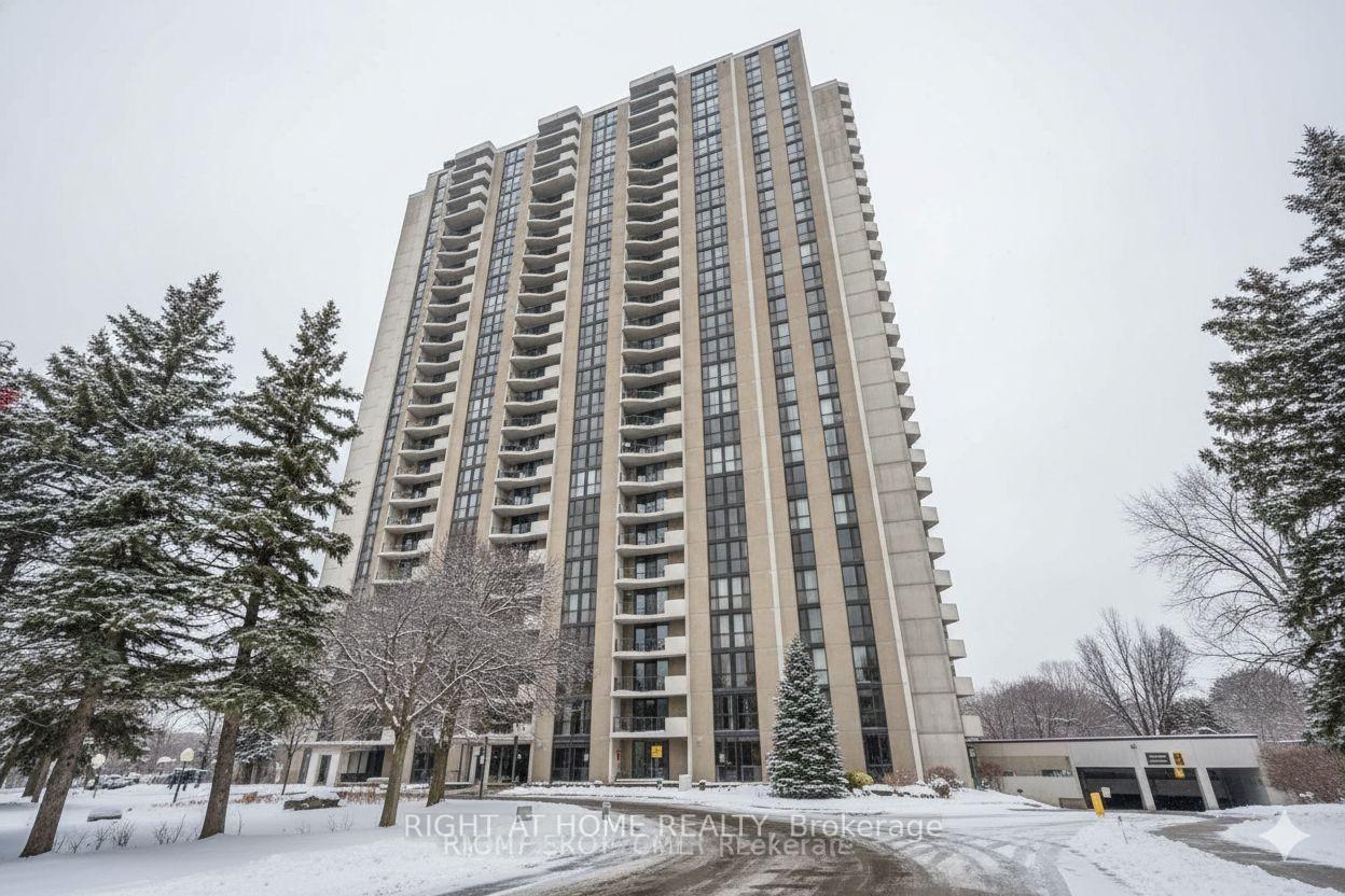 Front of Unit 1006, 1025 Richmond Road