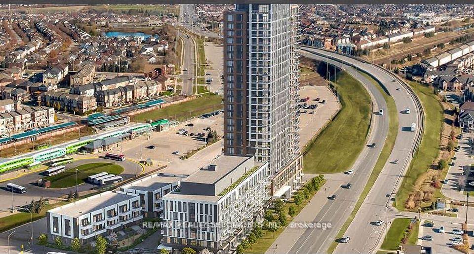Photo 1 of Unit 214, 10 Lagerfeld Drive, Brampton, Northwest Brampton — HOMEH