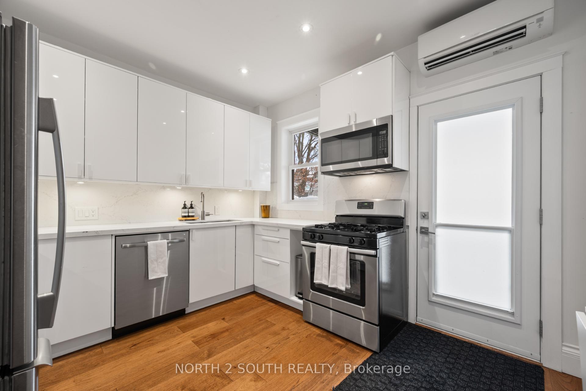 Photo 6 of 163 Marlborough Place, Toronto, The Annex — HOMEH