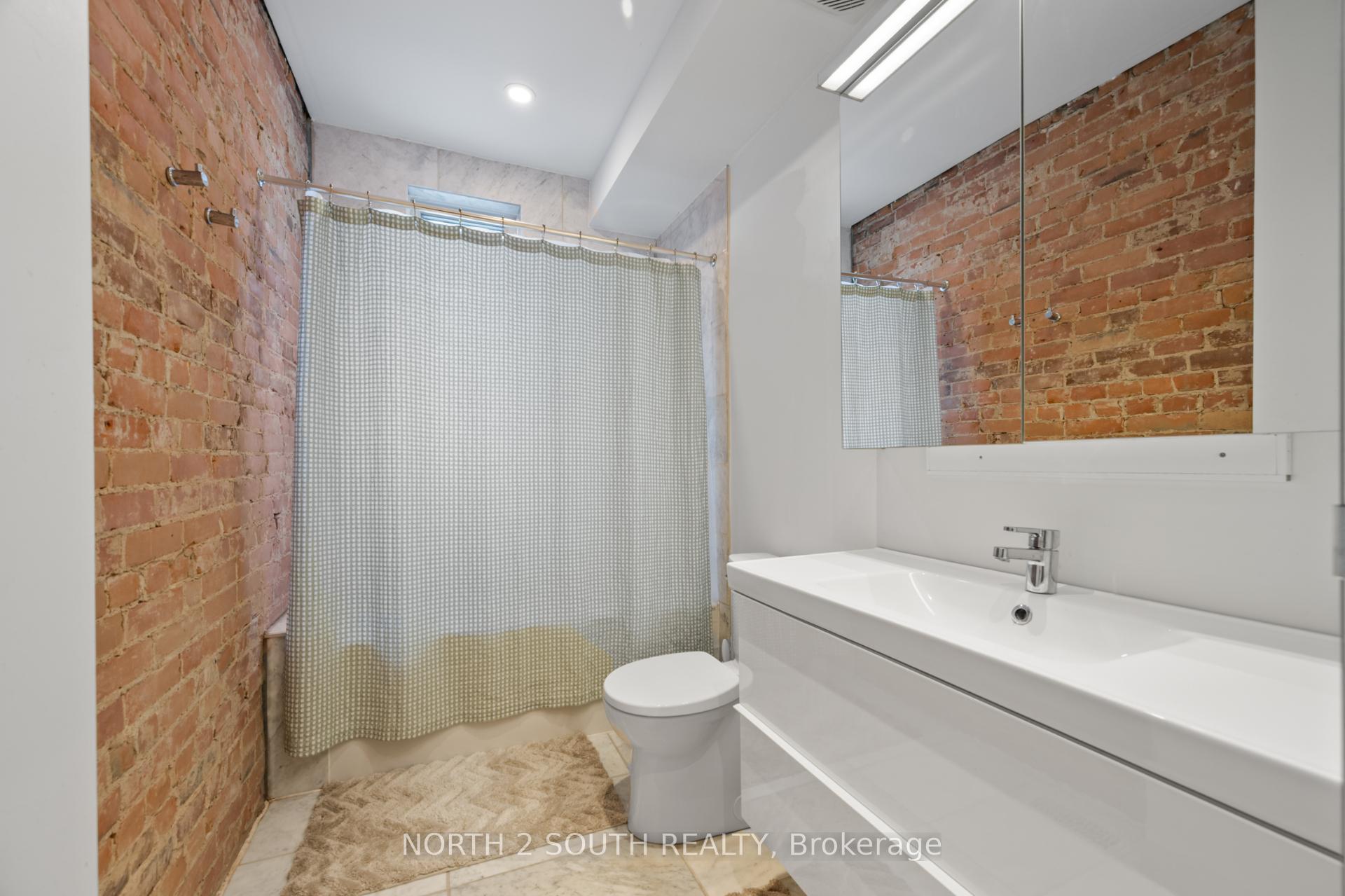 Photo 11 of 163 Marlborough Place, Toronto, The Annex — HOMEH