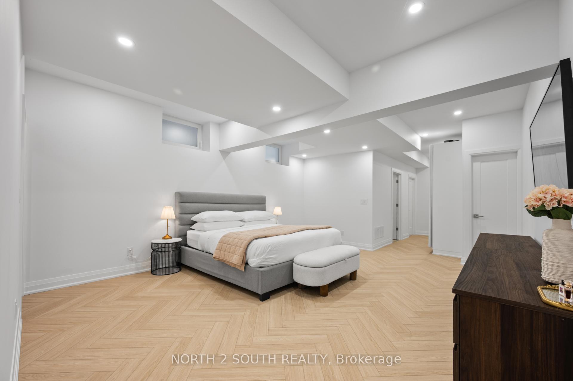 Photo 10 of 163 Marlborough Place, Toronto, The Annex — HOMEH