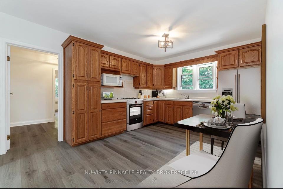 Photo 4 of 501 Howard Street, Oshawa, Central — HOMEH