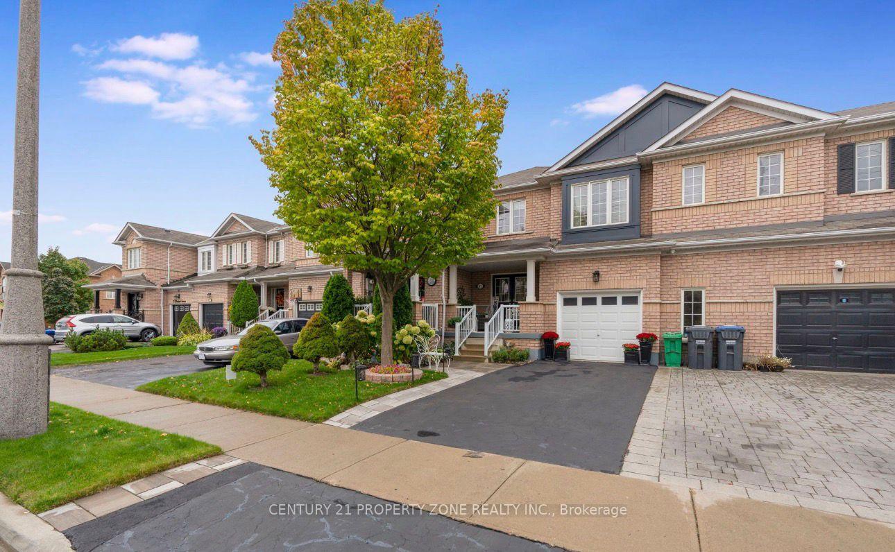 Front of 83 Spicebush Terrace