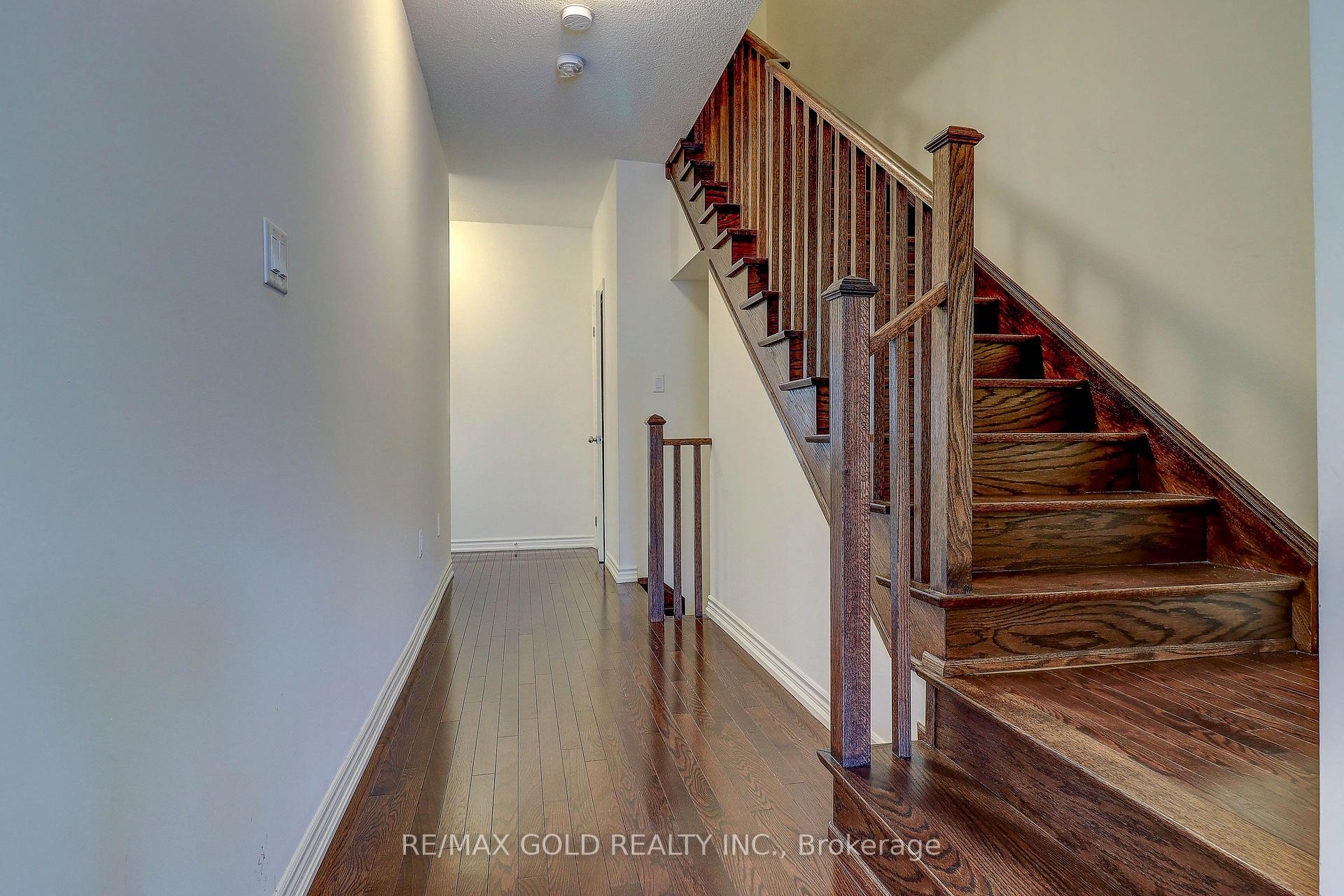 Photo 5 of 1222 Rexton Drive, Oshawa, Kedron — HOMEH