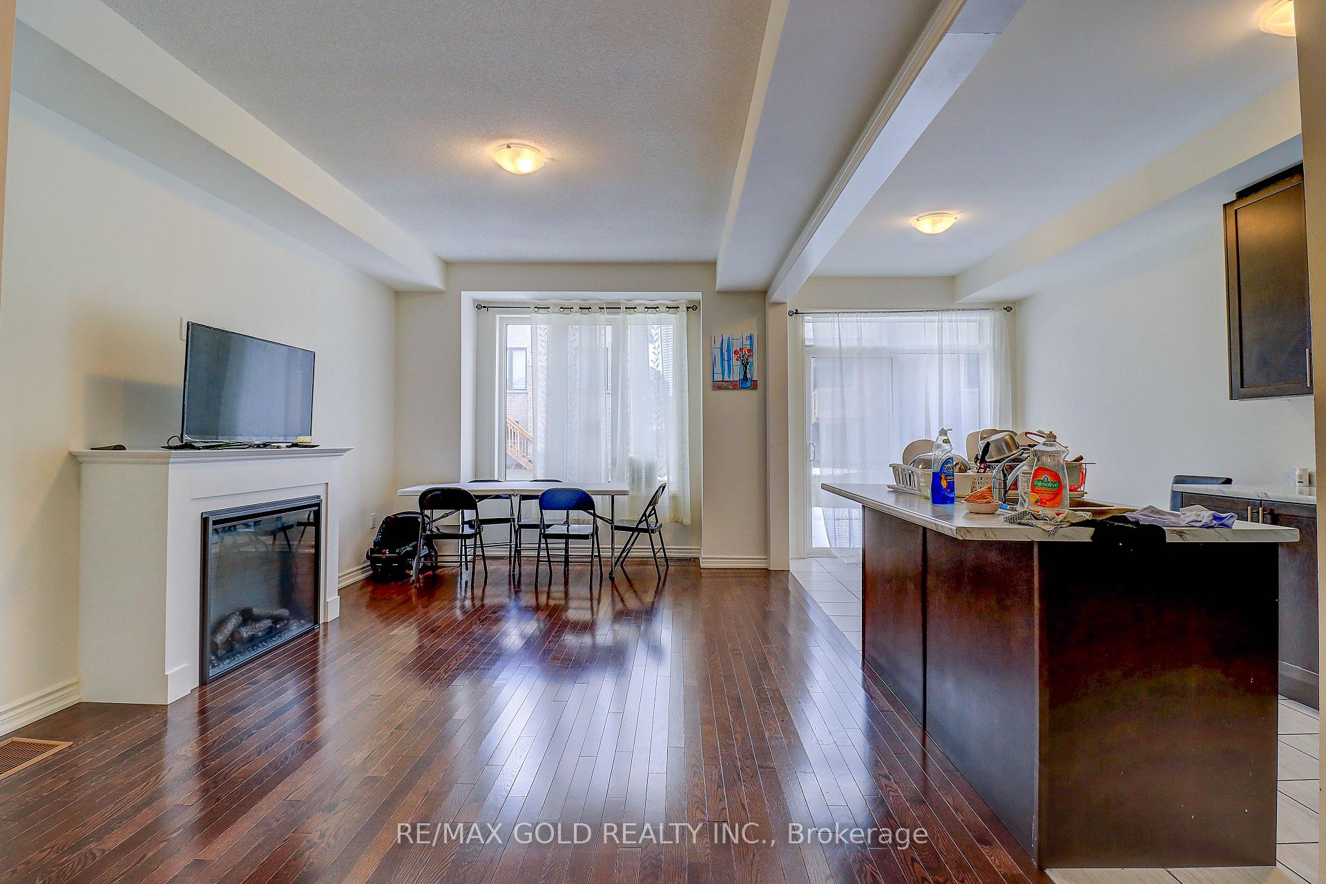 Photo 2 of 1222 Rexton Drive, Oshawa, Kedron — HOMEH