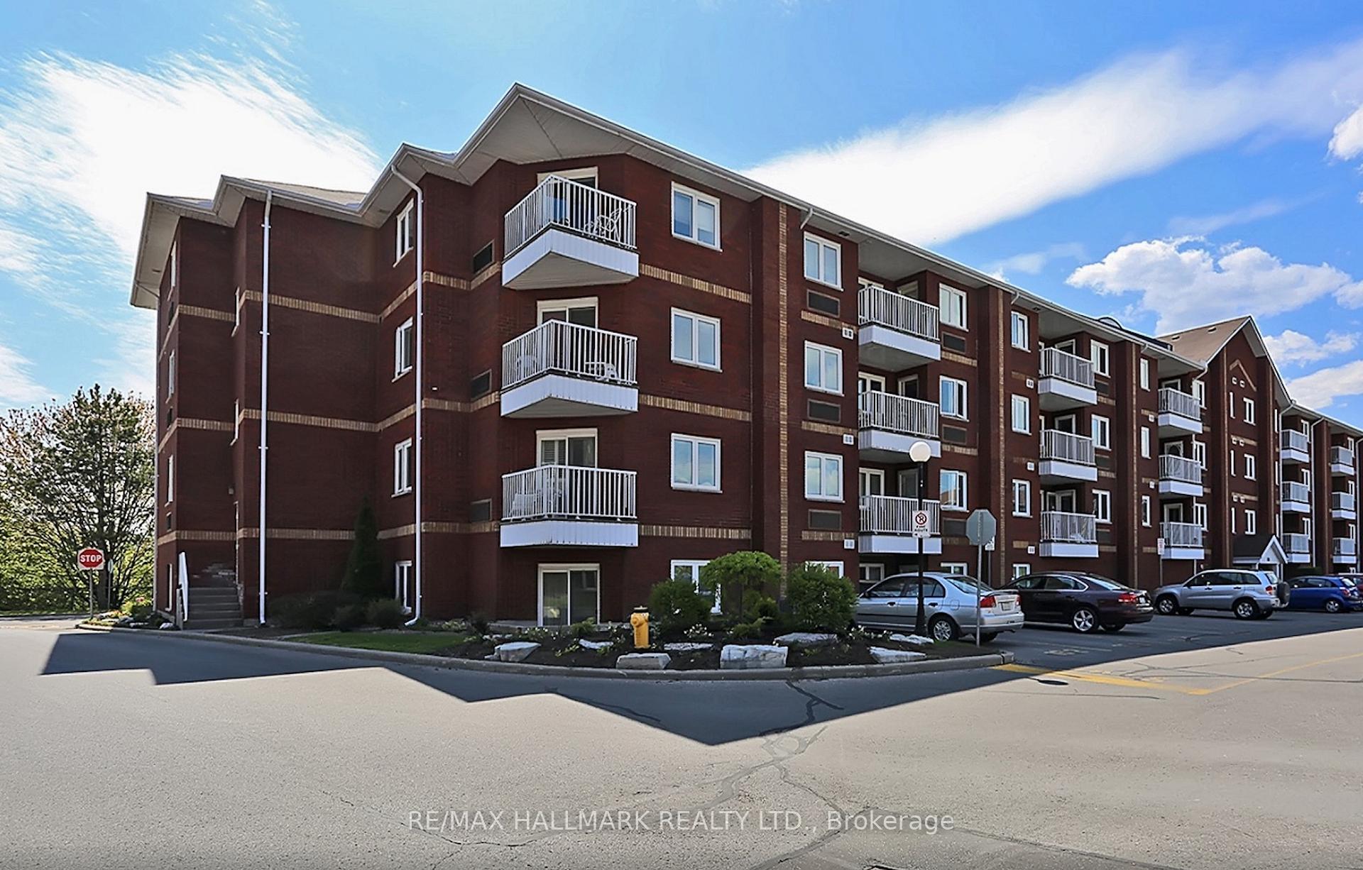 Front of Unit 102, 191 Lake Driveway Way W
