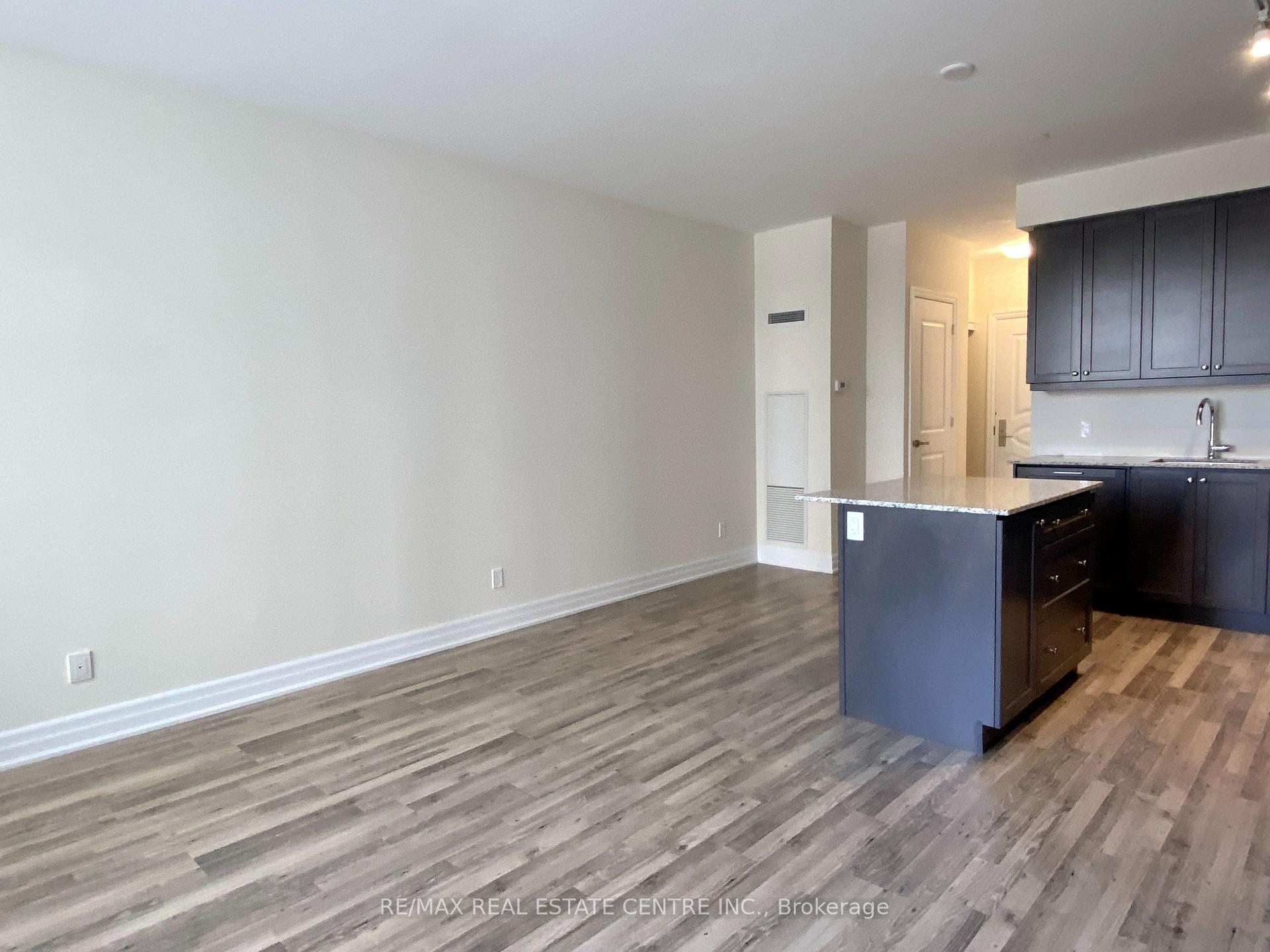 Photo 3 of Unit 222, 9075 Jane Street, Vaughan, Concord — HOMEH