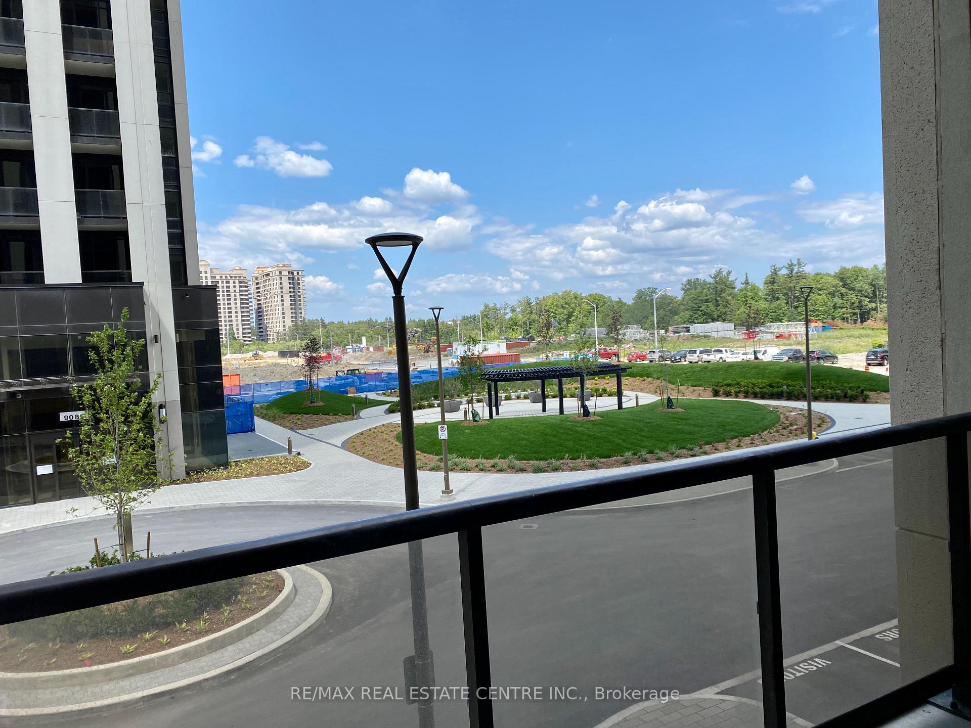 Photo 15 of Unit 222, 9075 Jane Street, Vaughan, Concord — HOMEH