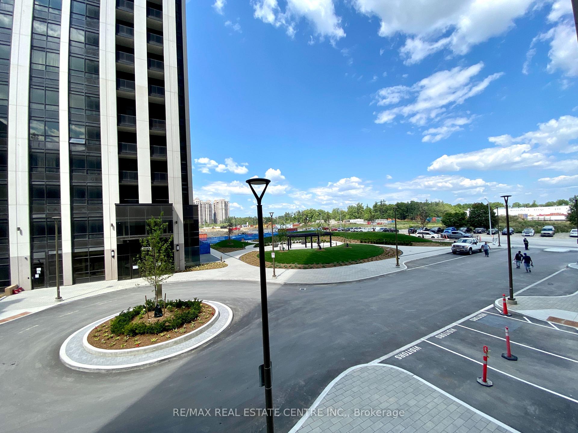 Photo 10 of Unit 222, 9075 Jane Street, Vaughan, Concord — HOMEH