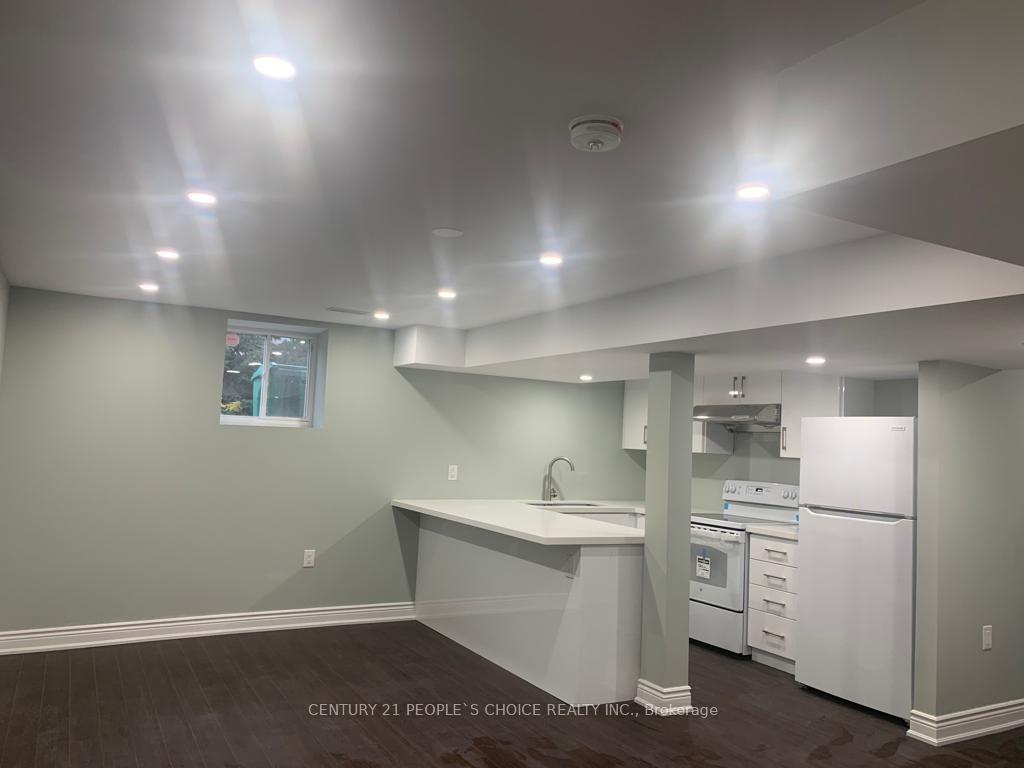 Photo 5 of Unit Bsmt, 5 Nomad Crescent, Brampton, Bram West — HOMEH