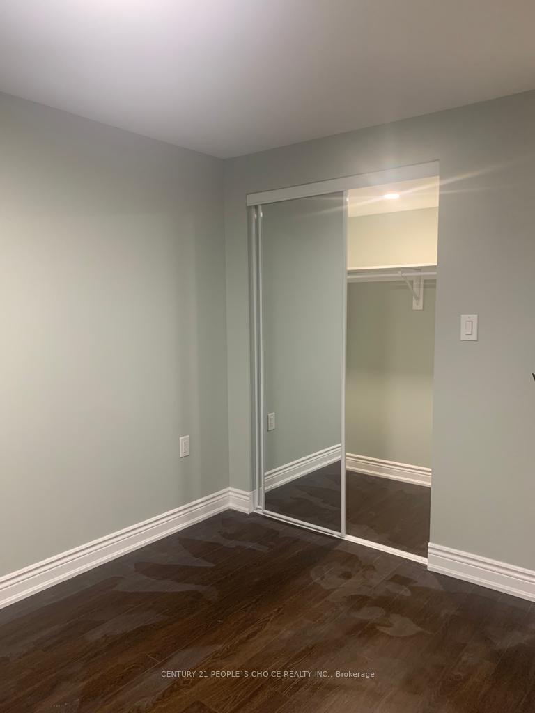 Photo 11 of Unit Bsmt, 5 Nomad Crescent, Brampton, Bram West — HOMEH