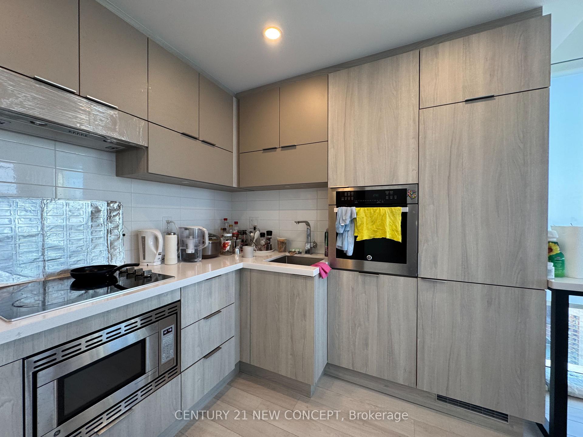 Photo 2 of Unit 3408, 39 Roehampton Avenue, Toronto, Mount Pleasant West — HOMEH